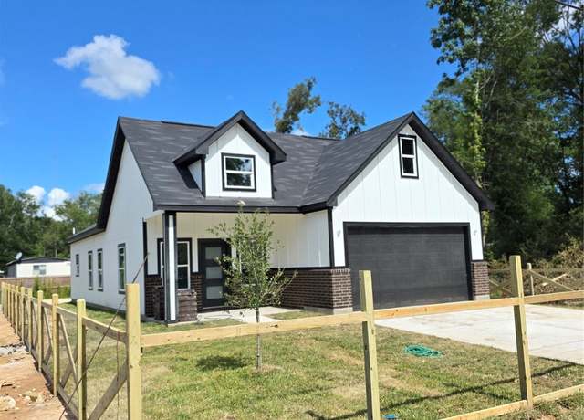 Property at 14387 Half Circle St, Splendora, TX 77372, 3 beds, 2 baths
