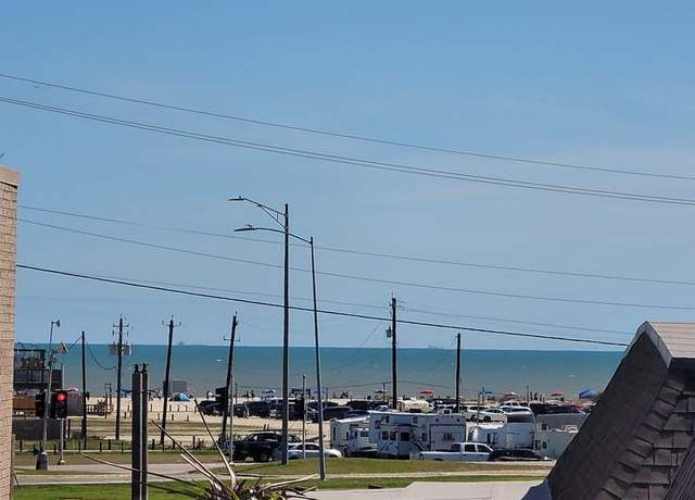 Property at 215 Post Office St #104, Galveston, TX 77550, 2 beds, 1.5 baths