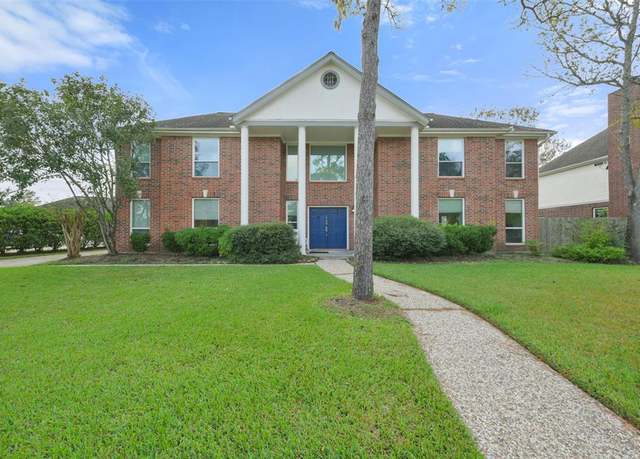 Property at 1708 Falcon Ridge Blvd, Friendswood, TX 77546, 5 beds, 2.5 baths