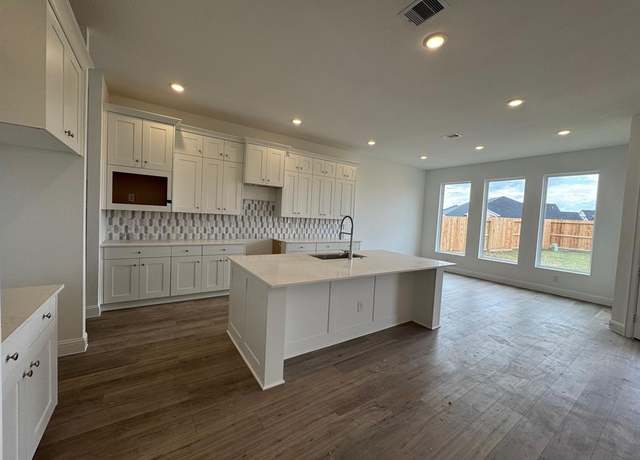 Property at 30942 Spring Lily Way, Fulshear, TX 77423, 4 beds, 3.5 baths