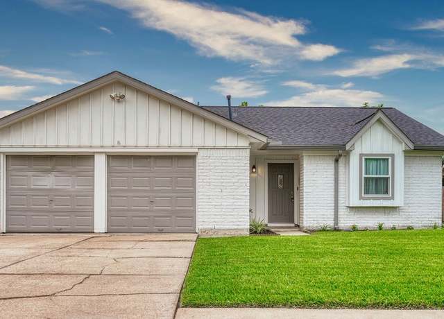 Property at 16223 White Star Dr, Houston, TX 77062, 3 beds, 2 baths