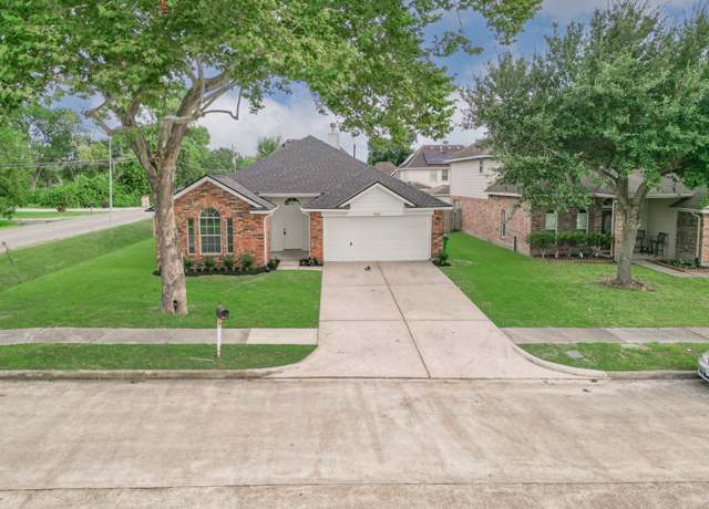 Property at 946 Chad, Baytown, TX 77521, 3 beds, 2 baths