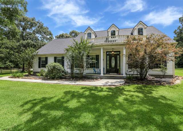 Property at 30311 N Holly Oaks Cir, Magnolia, TX 77355, 2 beds, 3 baths