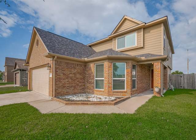 Property at 2315 Zephyr Ln, Rosenberg, TX 77471, 4 beds, 3 baths