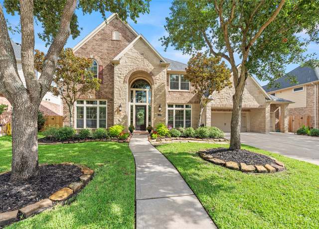 Property at 2218 Monarch Terrace Dr, Katy, TX 77494, 5 beds, 4.5 baths