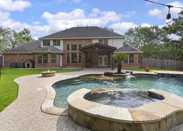 Property at 2608 Silverstone Way, Conroe, TX 77304, 4 beds, 3.5 baths