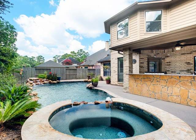 Property at 709 Hidden Creek Ln, Friendswood, TX 77546, 4 beds, 4 baths