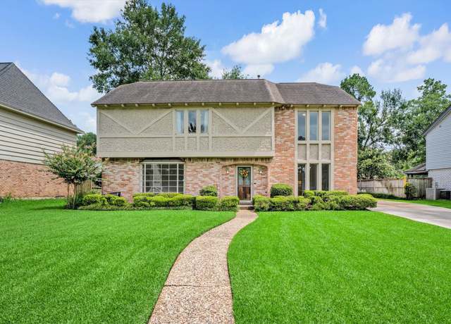 Property at 1607 Castlerock Dr, Houston, TX 77090, 4 beds, 2.5 baths