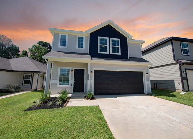 Property at 2313 Whitefish Dr, Conroe, TX 77384, 3 beds, 2.5 baths
