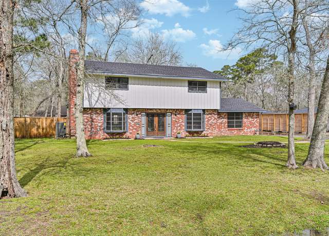 Property at 1201 Shady Oak Ln, Dickinson, TX 77539, 5 beds, 2.5 baths