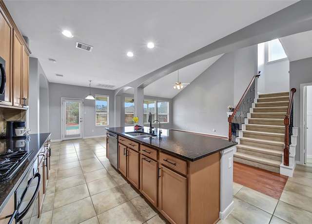 Property at 2521 Sandy Lodge Ct, Kingwood, TX 77345, 4 beds, 3.5 baths