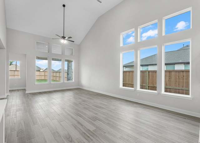 Property at 1131 Watermont Dr, Missouri City, TX 77459, 5 beds, 4 baths