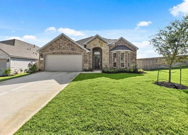 Property at 104 Dina Ln, Montgomery, TX 77356, 3 beds, 2 baths