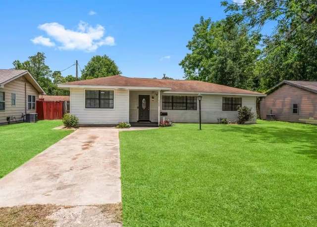 Property at 7280 Click Dr, Beaumont, TX 77708, 3 beds, 1 bath
