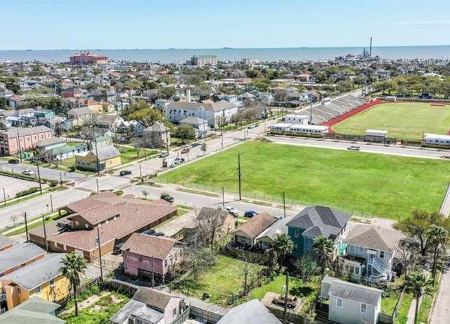 Property at 2718 Avenue L, Galveston, TX 77550