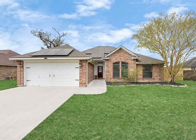 Property at 105 Meadowlark Ct, Richwood, TX 77566, 3 beds, 2 baths