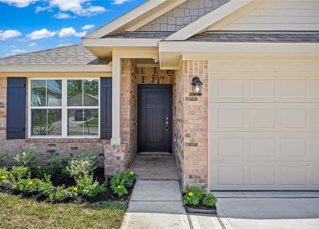 Property at 20048 Swinley Forest Dr, Cleveland, TX 77327, 3 beds, 2 baths