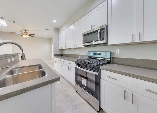 Property at 311 De Haven St, Houston, TX 77029, 3 beds, 2.5 baths
