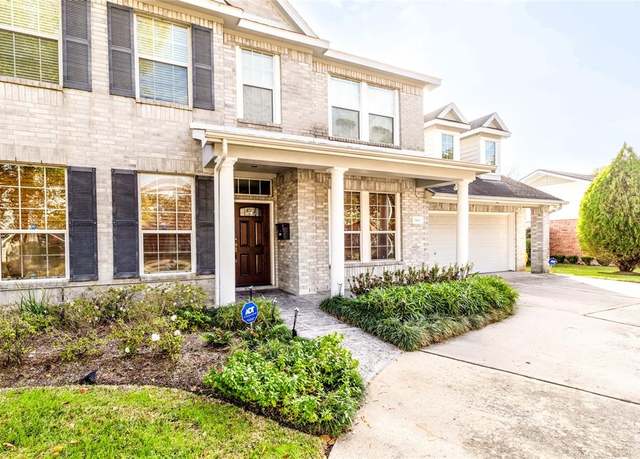 Property at 7611 Highmeadow Dr, Houston, TX 77063, 4 beds, 3.5 baths
