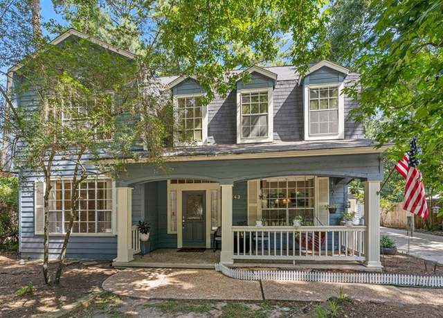Property at 143 N Mill Trace Dr, The Woodlands, TX 77381, 4 beds, 2.5 baths