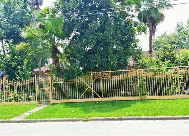 Property at 612 Gale St, Houston, TX 77009, 5 beds, 2 baths