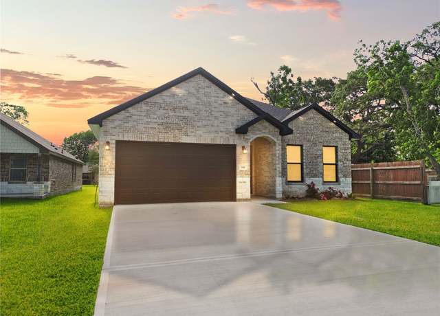 Property at 518 S 4th St, La Porte, TX 77571, 3 beds, 2 baths