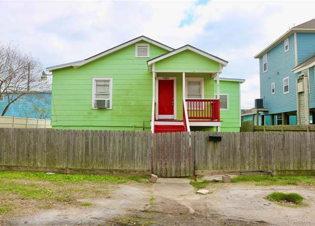 Property at 5703 Avenue Q, Galveston, TX 77551, 3 beds, 1 bath