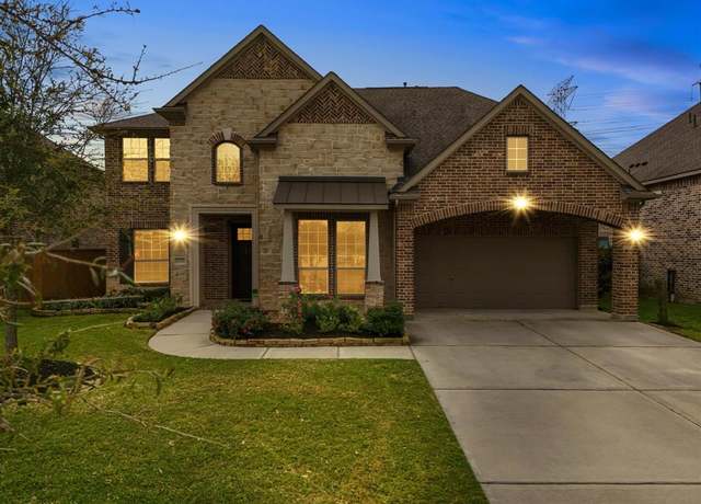 Property at 2712 Ahnya Ln, League City, TX 77573, 4 beds, 3.5 baths