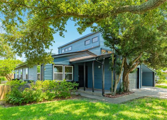 Property at 8 Lyncrest Dr, Galveston, TX 77550, 4 beds, 2.5 baths