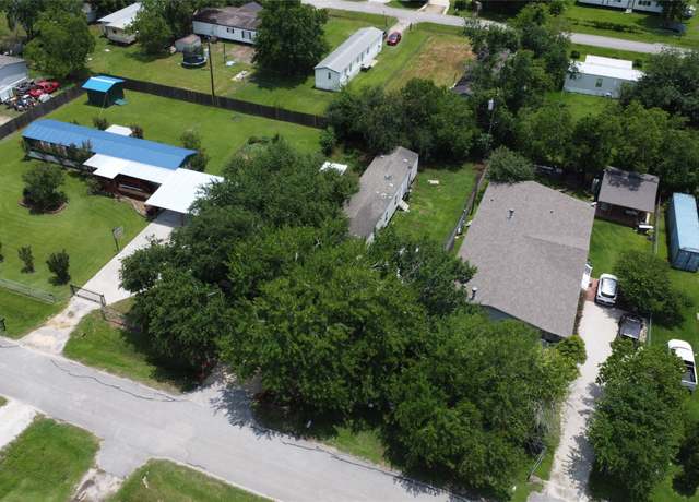 Property at 10214 Ben Nevis St, Crosby, TX 77532