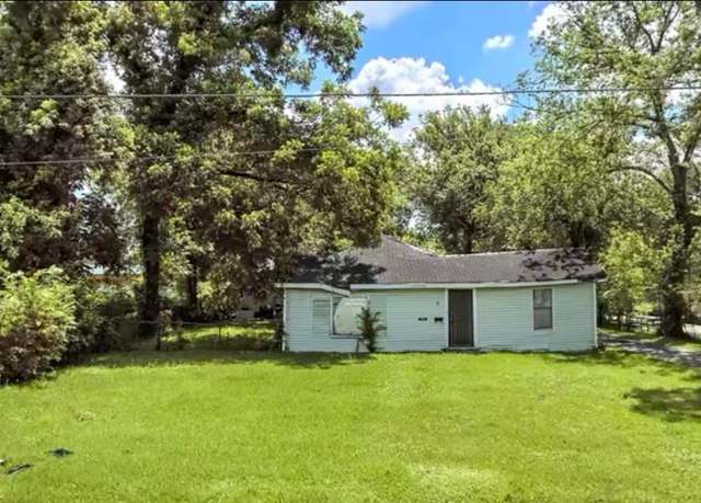 Property at 8716 Allwood St, Houston, TX 77016