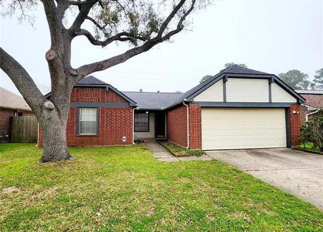 Property at 19706 Westbridge Ln, Spring, TX 77379, 3 beds, 2 baths