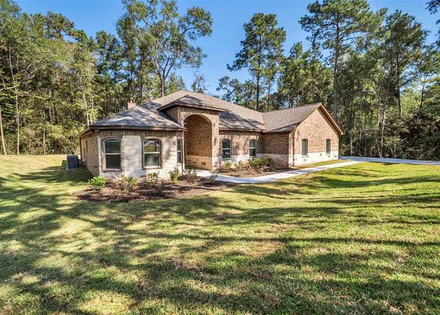 Property at 234 Feldspar Ln, Huntsville, TX 77340, 4 beds, 3.5 baths