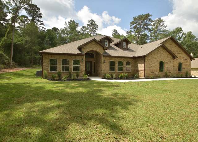 Property at 234 Feldspar Ln, Huntsville, TX 77340, 4 beds, 3.5 baths