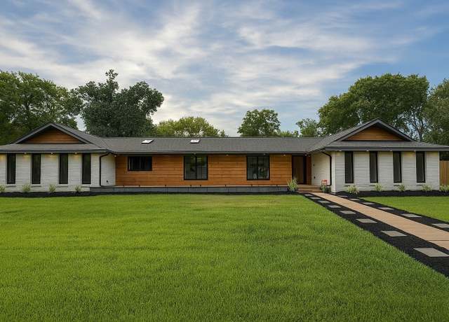 Property at 7810 Nairn St, Houston, TX 77074, 4 beds, 3.5 baths