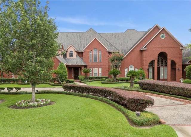 Property at 7510 Shadow Creek Dr, Beaumont, TX 77707, 6 beds, 8 baths