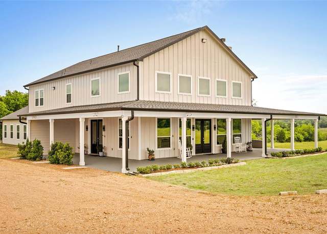Property at 8577 FM 949, Sealy, TX 77474, 6 beds, 6.5 baths