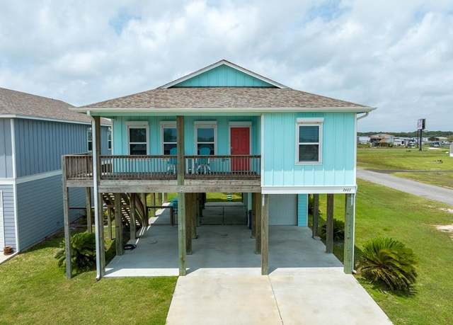 Property at 2403 S Bronte St, Rockport, TX 78382, 3 beds, 2 baths