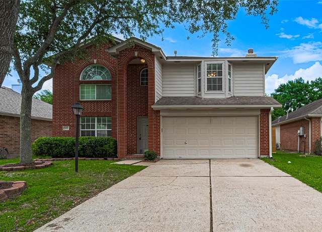 Property at 215 Pebble Canyon Ln, Dickinson, TX 77539, 3 beds, 2.5 baths