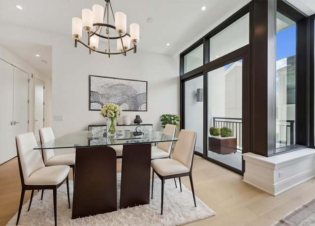 Property at 2323 W Main St #305, Houston, TX 77098, 2 beds, 2.5 baths