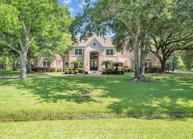 Property at 12710 Everhart Pointe Dr, Tomball, TX 77377, 5 beds, 4.5 baths