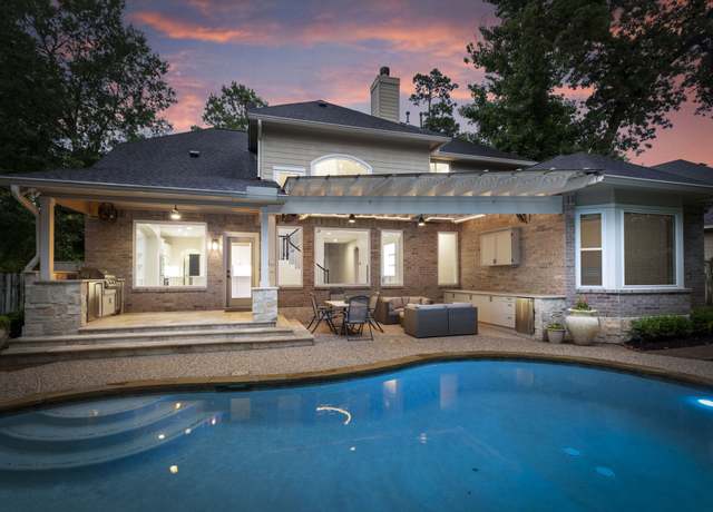Property at 55 N Altwood Cir, The Woodlands, TX 77382, 5 beds, 4 baths