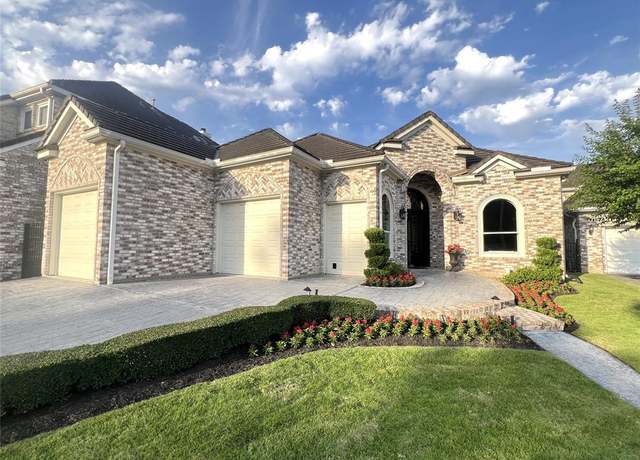 Property at 2722 N Southern Oaks Dr, Houston, TX 77068, 3 beds, 2.5 baths