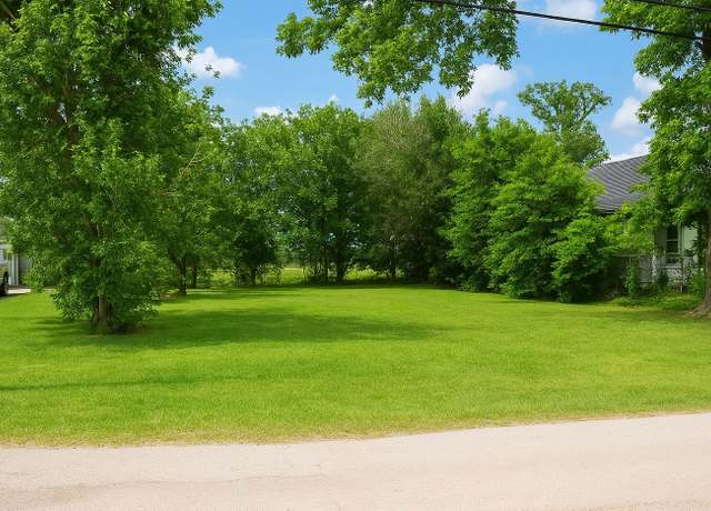 Property at 214 Eichwurzel Ln, Houston, TX 77009