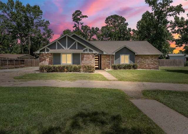Property at 15151 Robin Trl, Conroe, TX 77302, 3 beds, 2 baths