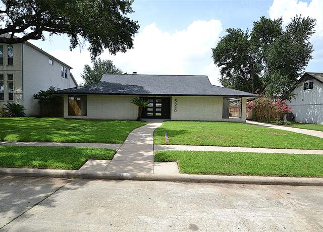 Property at 5330 Dumfries Dr, Houston, TX 77096, 3 beds, 3 baths