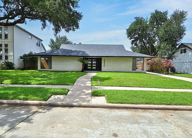 Property at 5330 Dumfries Dr, Houston, TX 77096, 3 beds, 3 baths