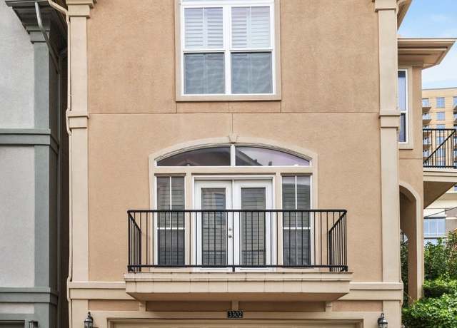 Property at 3302 W Dallas St, Houston, TX 77019, 3 beds, 3.5 baths