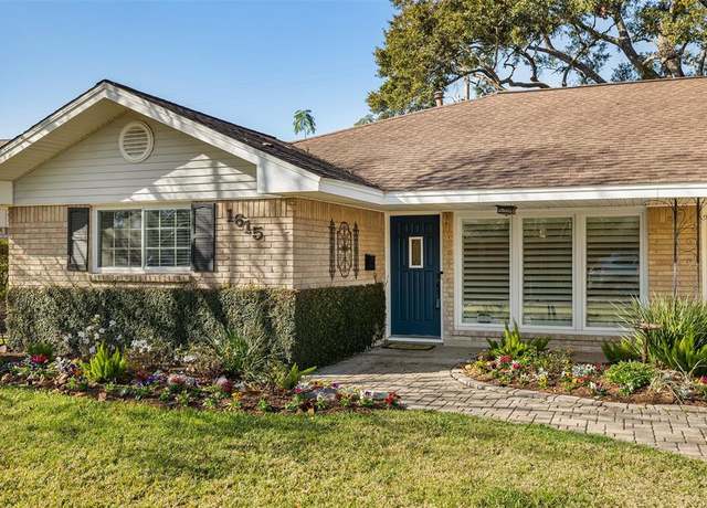 Property at 1615 Shadow Bend Dr, Houston, TX 77043, 3 beds, 2 baths