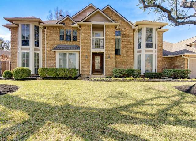 Property at 1522 Beaconshire Rd, Houston, TX 77077, 3 beds, 2.5 baths